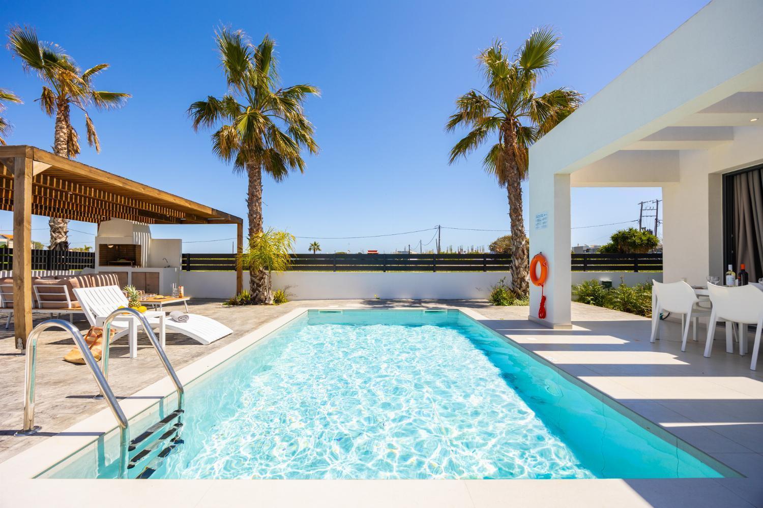 Salty Sun 2 Villa